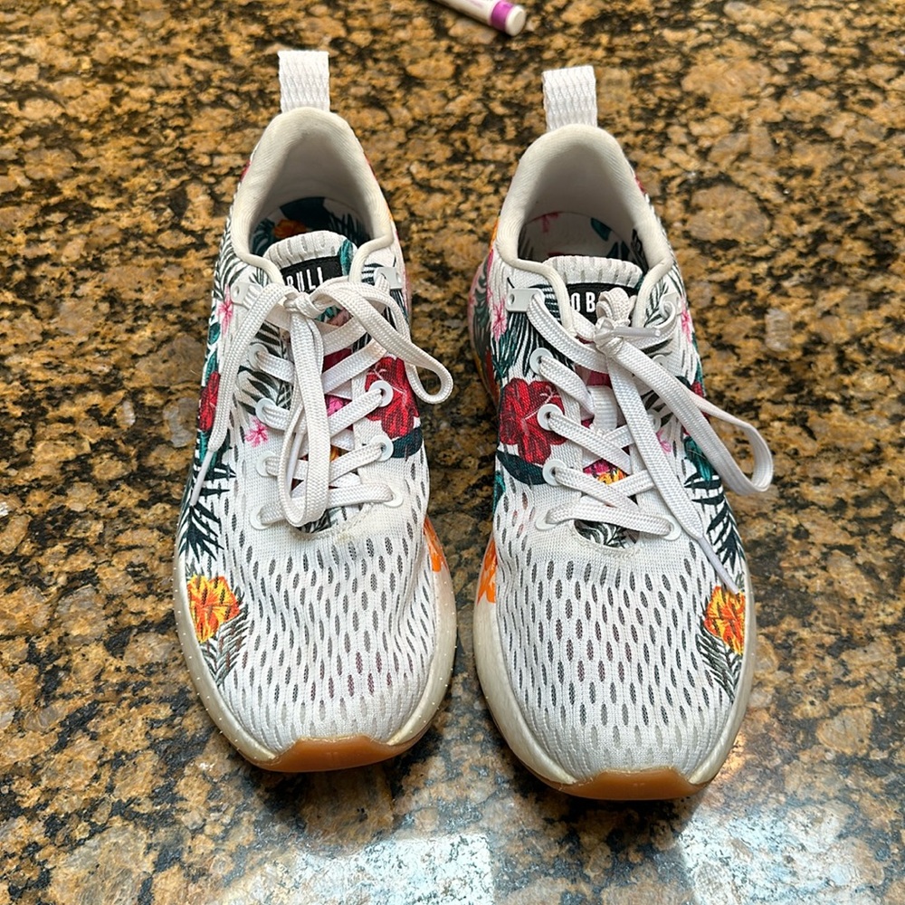 NO BULL Running Shoes Size 9.5